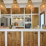 For 10 With Swimming Pool And Sea View *