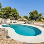 For 10 With Swimming Pool And Sea View *