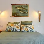 Villa For 10 With Swimming Pool And Sea View