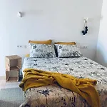 For 10 With Swimming Pool And Sea View *
