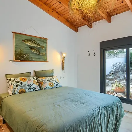 For 10 With Swimming Pool And Sea View Willa