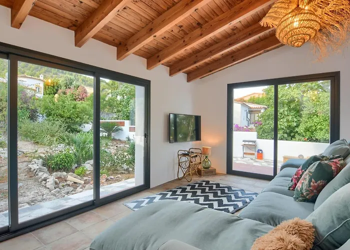 Villa For 10 With Swimming Pool And Sea View Dénia