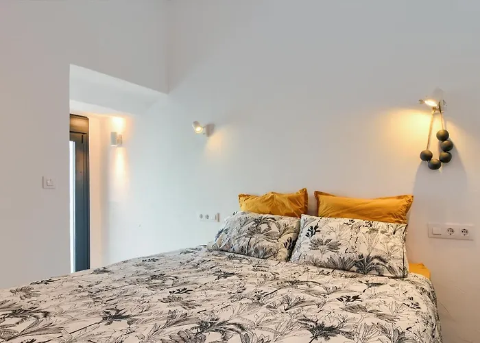 For 10 With Swimming Pool And Sea View Villa Denia