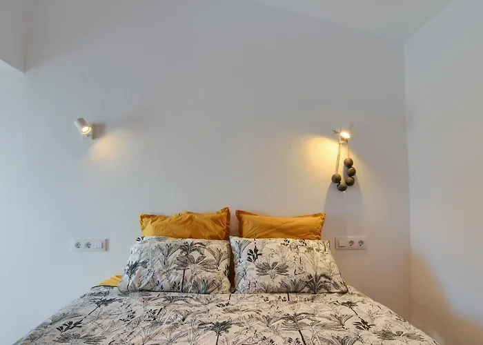 For 10 With Swimming Pool And Sea View *